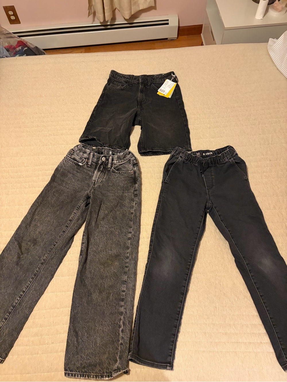 Three Black/Grey Boys Jeans & Shorts Bundle GAP H&M Size 8